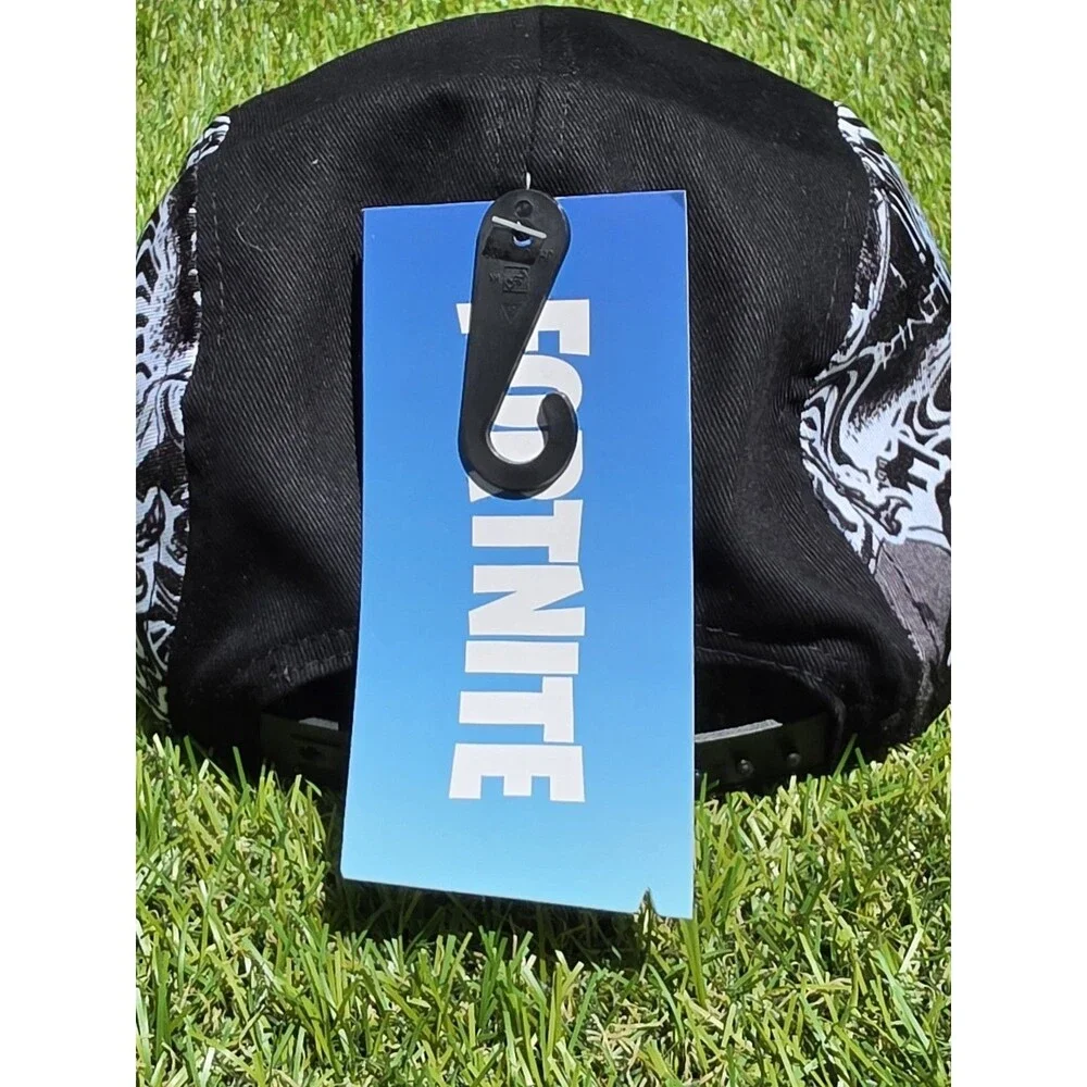Fortnite Hat Youth Size Black And White Games OSFM NWT Black Knight Raven